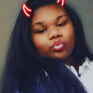 Meet your Posher, Malia